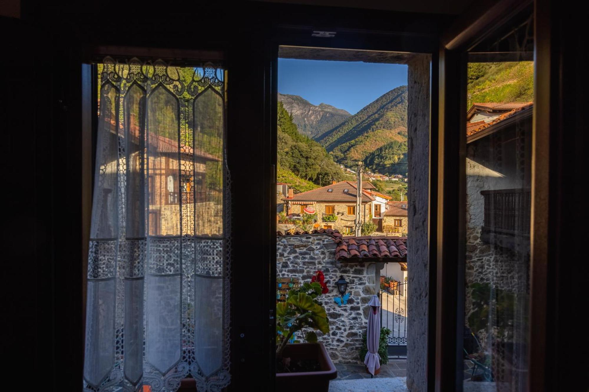 Posada Villa Matilde Cillorigo de Liebana المظهر الخارجي الصورة